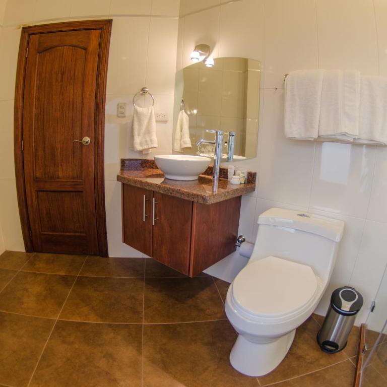 Hotel Spa CASA REAL - Triple Room with Bath - 1