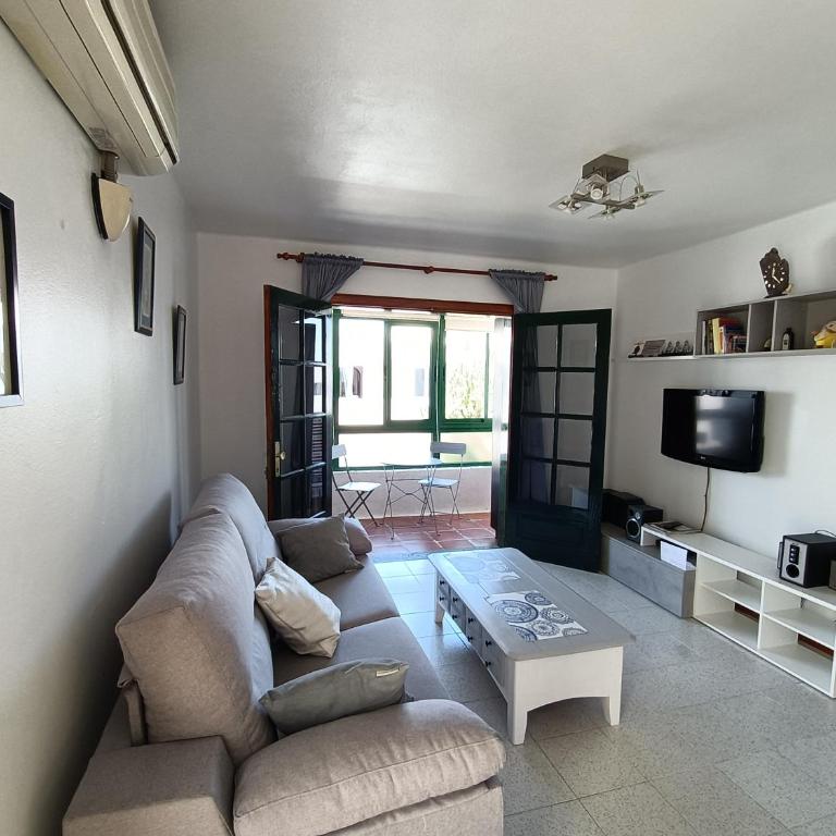 Apartamento ANTOSOL de 2 dormitorios - One-Bedroom Apartment - 1