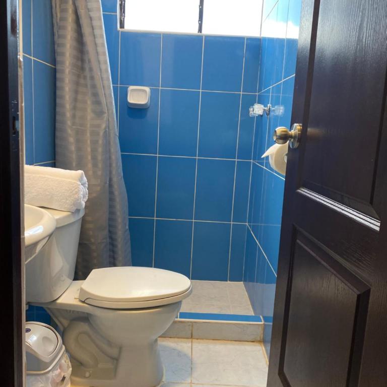 Adriano's Deluxe Apartments Base - Three-Bedroom Apartment - 15