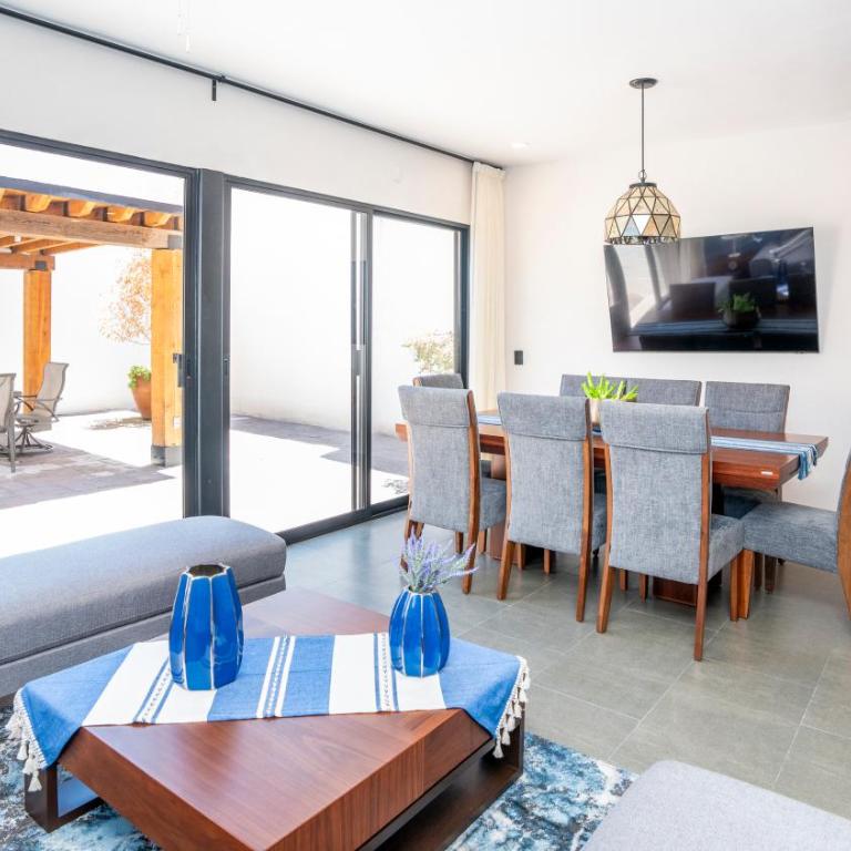 Private Sanctuary 4BR Home with Pool and Gym - Vacation Home - 13