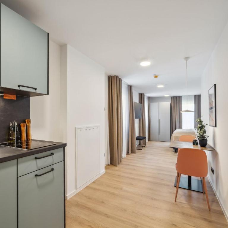 Limehome Nuremberg Celtisplatz - Suite mit Balkon - 27