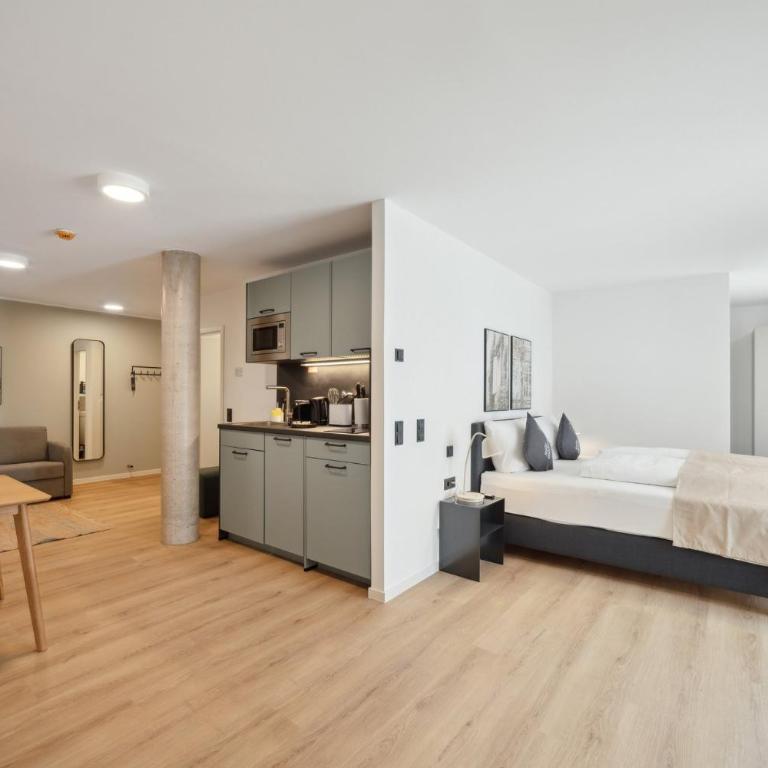 Limehome Nuremberg Celtisplatz - Suite mit Schlafsofa - 5