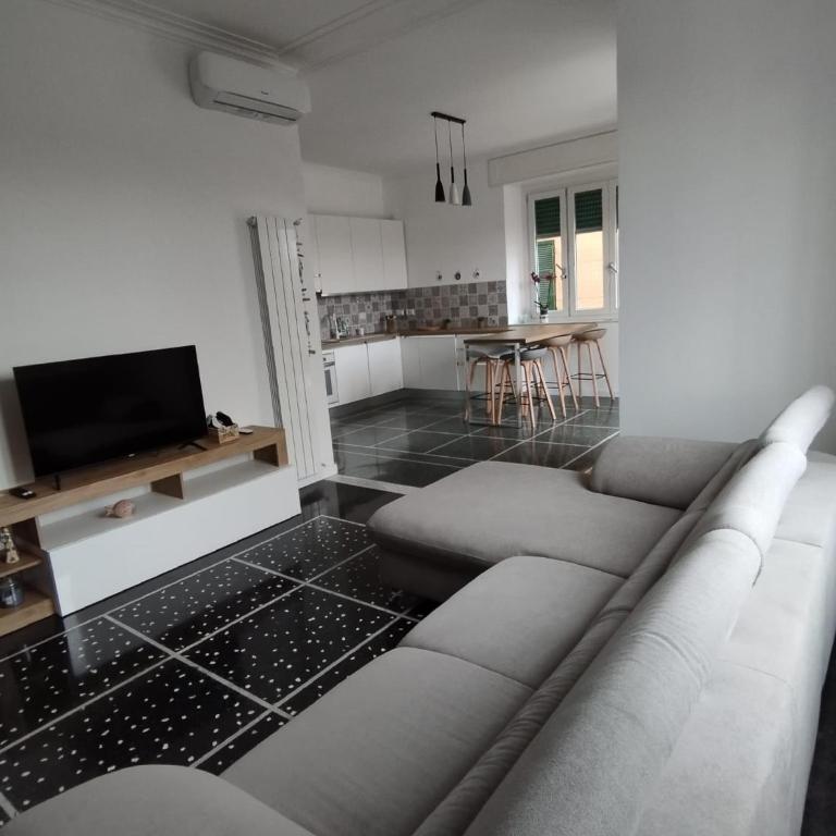 Brezza di Mare - Two-Bedroom Apartment - 9