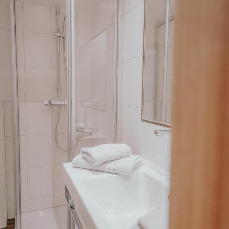 Frühstückspension Friedheim - Doppelzimmer mit Balkon - 30