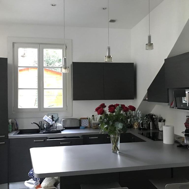 Superbe maison individuelle dans Paris - Appartement - 8