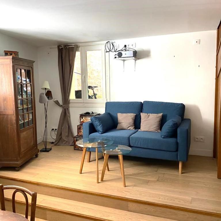 Superbe maison individuelle dans Paris - Appartement - 11
