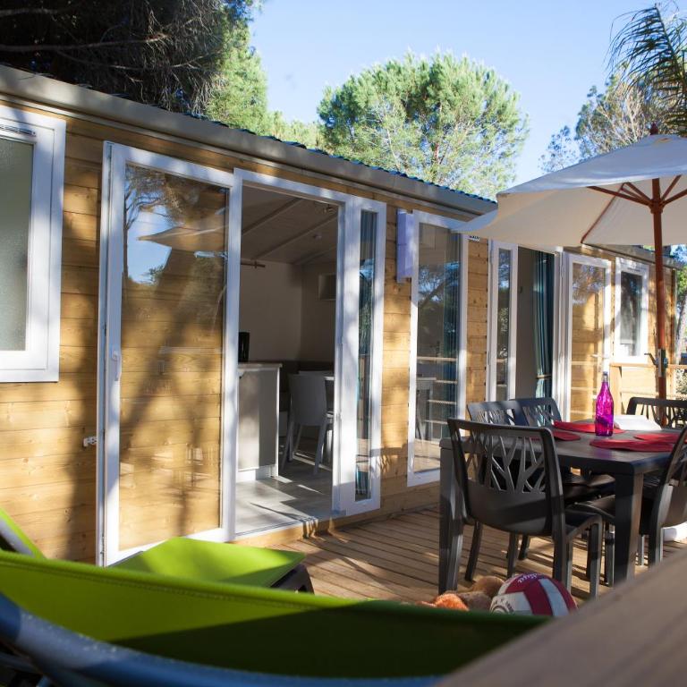 Camping Resort La Baume La Palmeraie - Bungalow Deluxe - 2