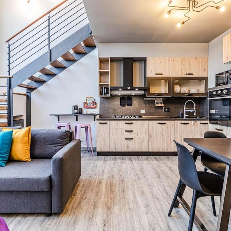 [Private Parking] Loft di Design in pieno Centro - Appartamento con 1 Camera da Letto - 4