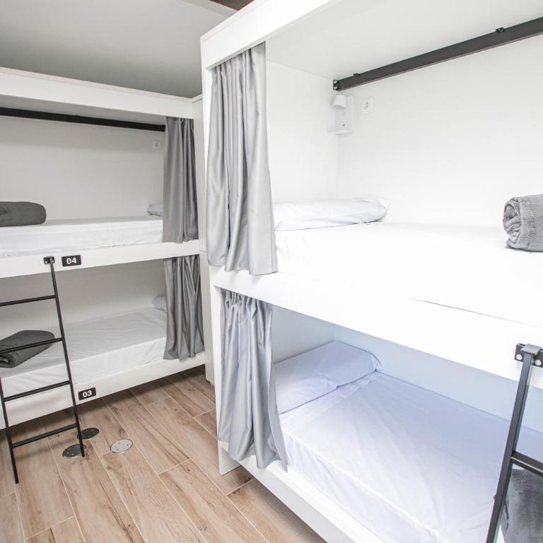 Albergue A Fabrica - Bunk Bed in Mixed Dormitory Room - 30