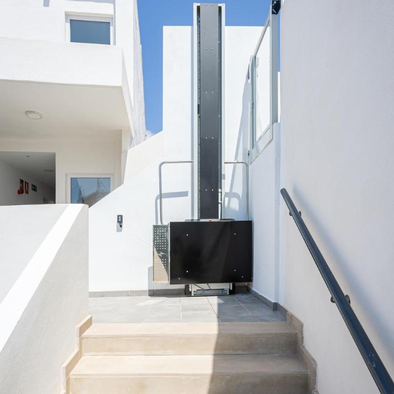 Apartamentos LA PELUSA - Estudio con 1 cama grande - 11