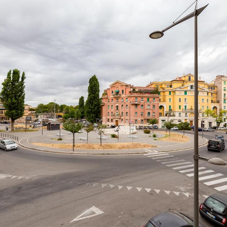 BMGA l Elegant Four-Room Apt for 8 Guests in Prati - Apartment mit 3 Schlafzimmern - 39