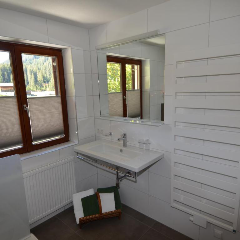 Pension Mallaun - Apartment mit 1 Schlafzimmer - 8