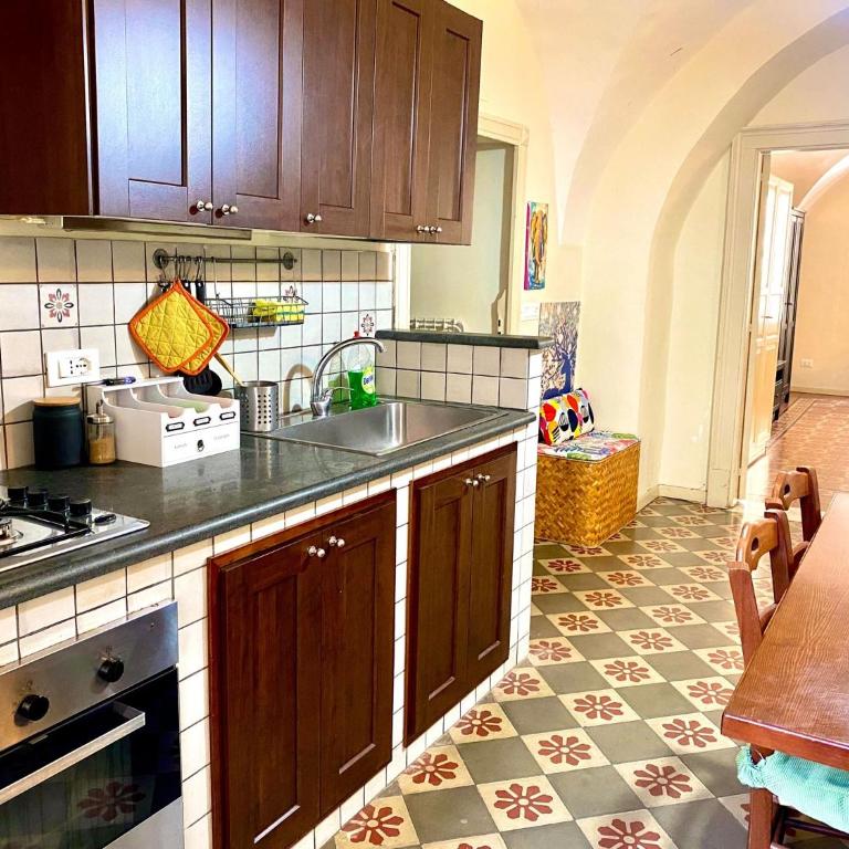 Dream Home - lovely space in the heart of Catania - Two-Bedroom Apartment - 21