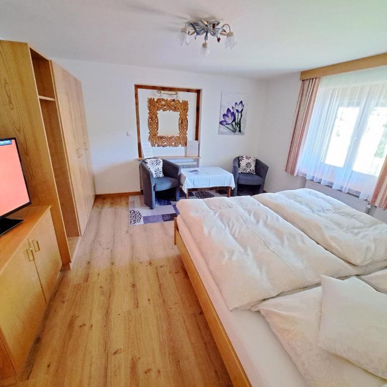 Pension Mallaun - Basic Doppelzimmer - 9