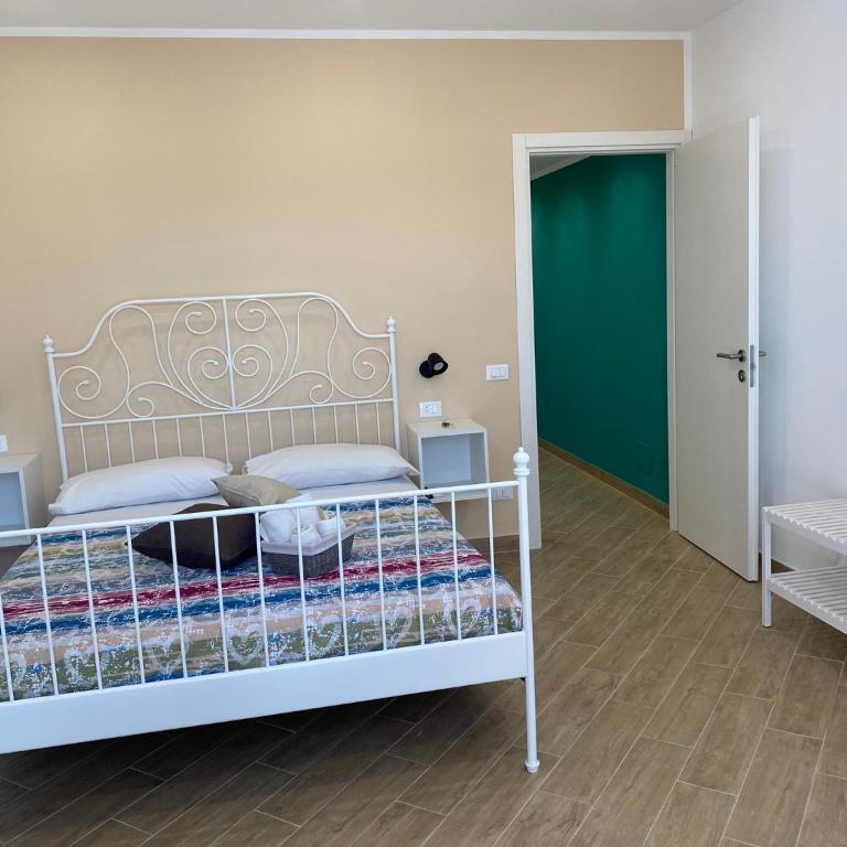 Pindemonte Suites - Camera Matrimoniale - 8