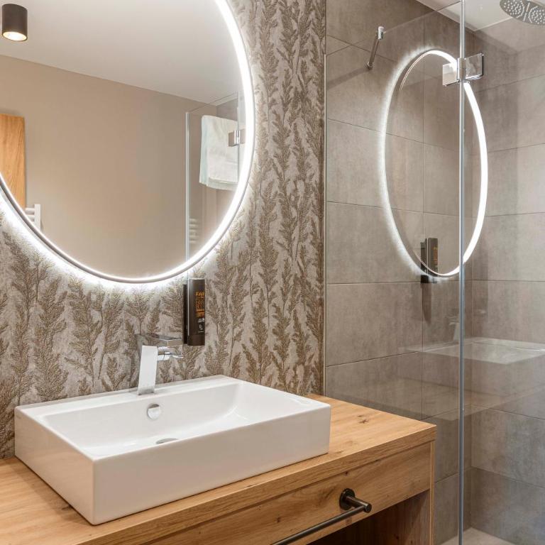 Zillertal Suites Fügen by ALPS RESORTS - Superior Apartment mit 1 Schlafzimmer für bis zu 5 Personen - 24