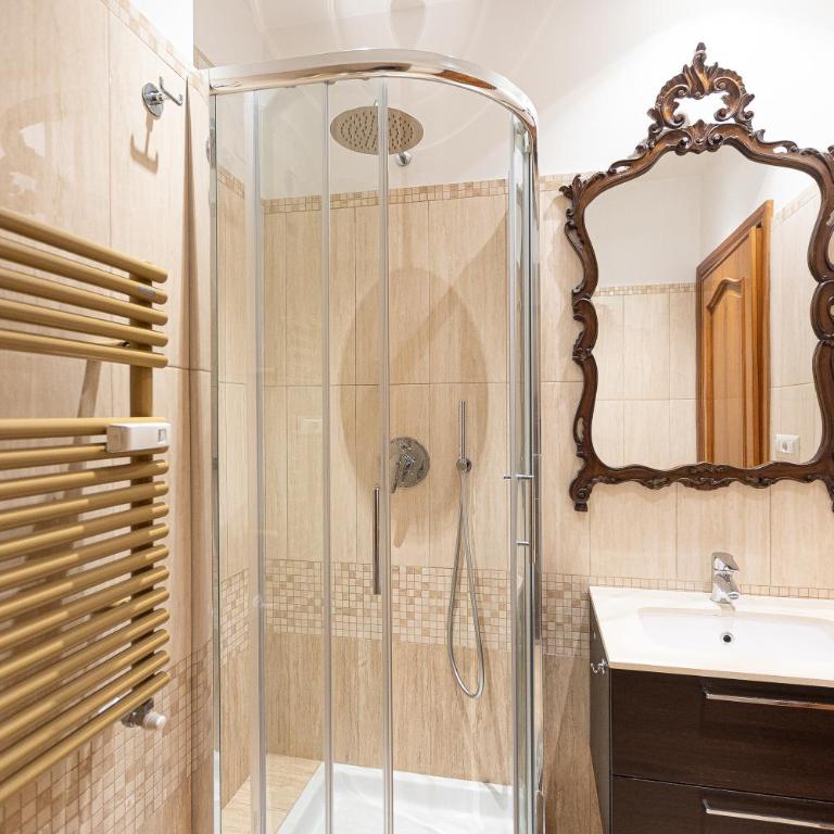 Vatican Museum by Rental in Rome - Two-Bedroom Apartment - 16