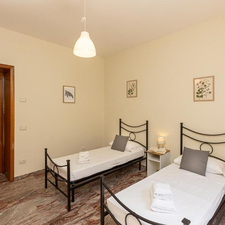 Vatican Museum by Rental in Rome - Two-Bedroom Apartment - 39