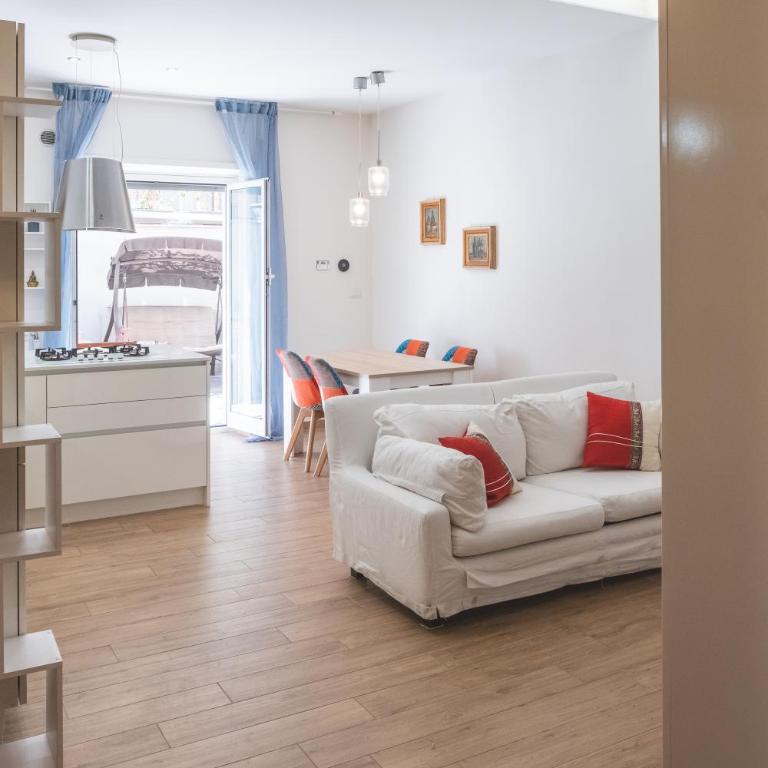 Cozy flat with terrace at Trastevere train station - Appartamento con 2 Camere da Letto - 13