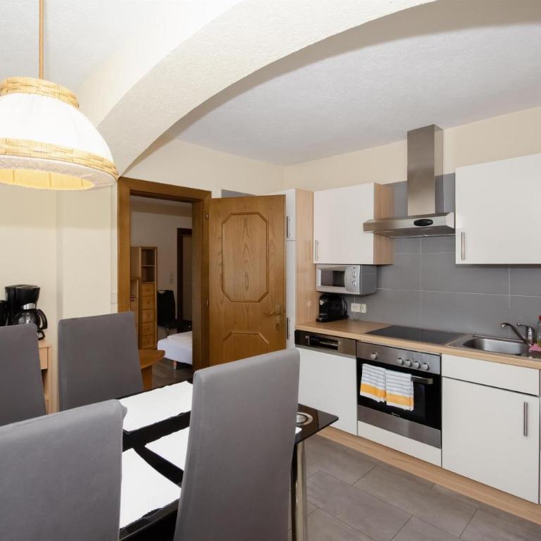 Familienhotel Steindl - Apartment mit Balkon - 2