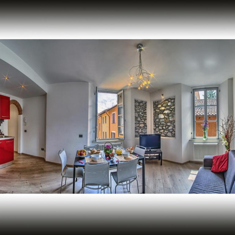 VILLA VINICIA, pool, jacuzzi, airco - Appartamento con 3 Camere da Letto (8 Adulti) - 1
