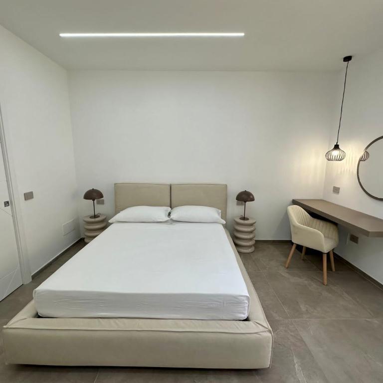 Alma Rooms - Camera Tripla con Balcone - 7