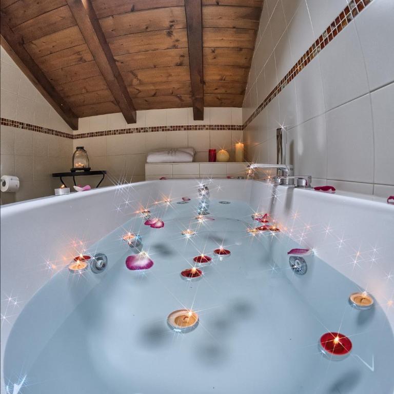 VILLA VINICIA, pool, jacuzzi, airco - Appartamento con 3 Camere da Letto (8 Adulti) - 4