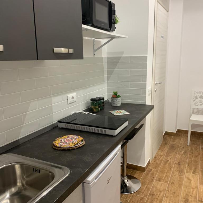 Trapani City Sea Small Apartment - Appartamento con 1 Camera da Letto - 2