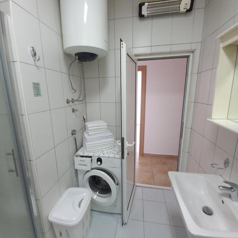 Apartmani Vujovic Markovici - One-Bedroom Apartment - 9