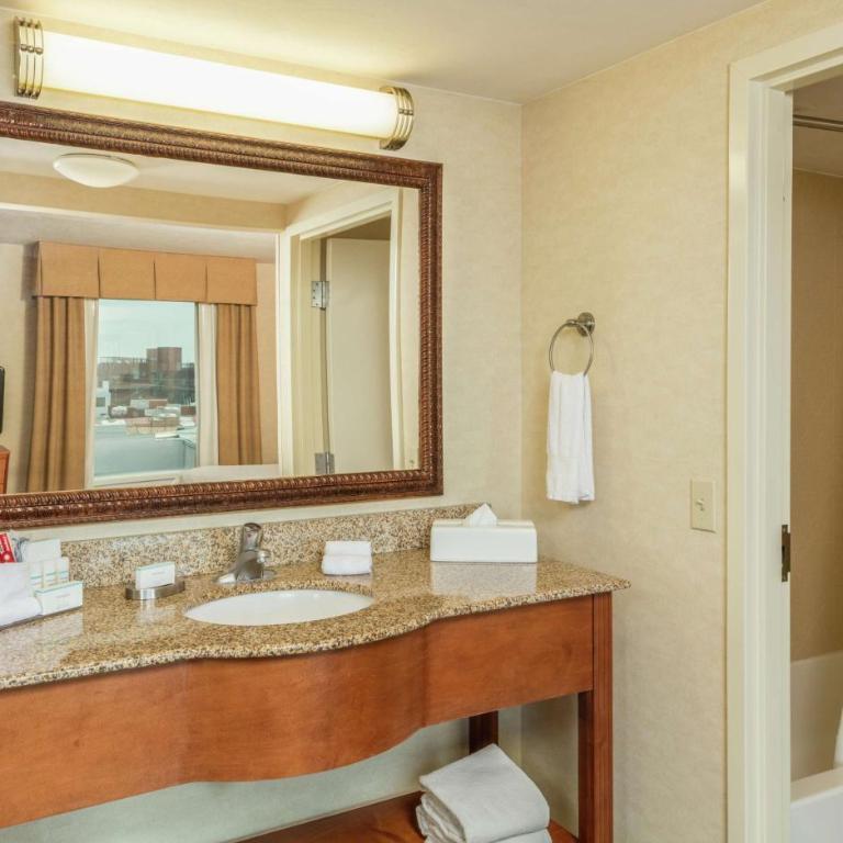 Hampton by Hilton Queretaro Tecnologico - Room with Two Queen Beds - Non-Smoking - 1