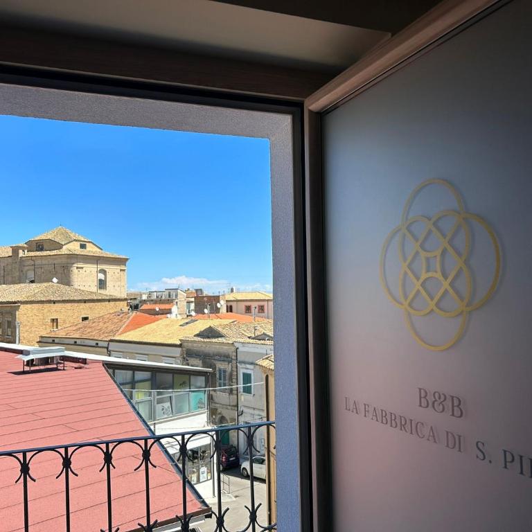 La Fabbrica di San Pietro Vasto - Camera Matrimoniale con Balcone e Vista Mare - 10