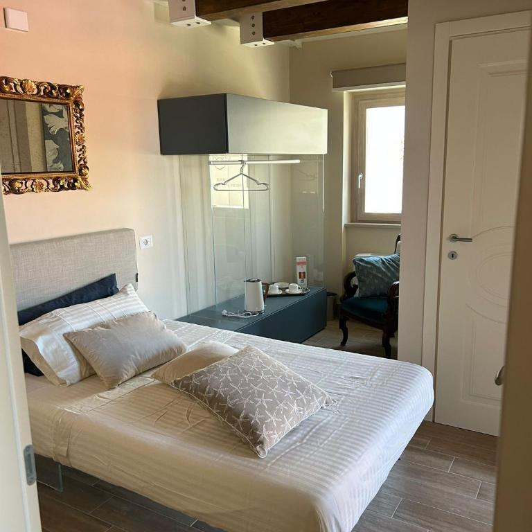 La Fabbrica di San Pietro Vasto - Camera Matrimoniale con Bagno Privato - 4
