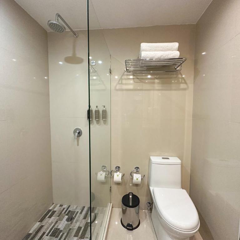 La Quinta by Wyndham Quito - Habitación - 1 cama extragrande - No fumadores - 7
