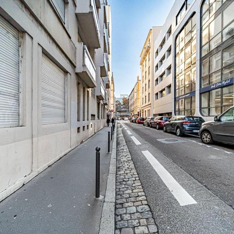 Le petit Massena-cosy 2 pers balcon- Part Dieu - Appartement - 34