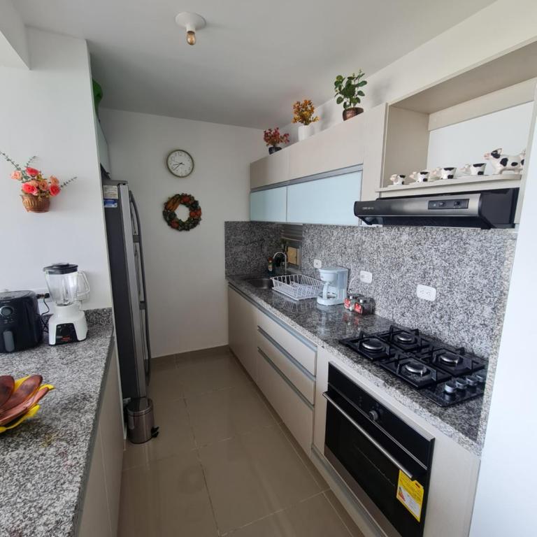Apartamento en Cartagena - Apartamento de 3 dormitorios - 9