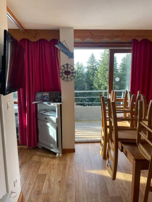 Chamrousse a 50m des pistes appart 4/6 - Appartement 2 Chambres - 8