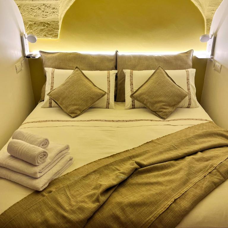 Calamedde Guest House nel Centro Storico Pugliese - Casa con 2 Camere da Letto - 1