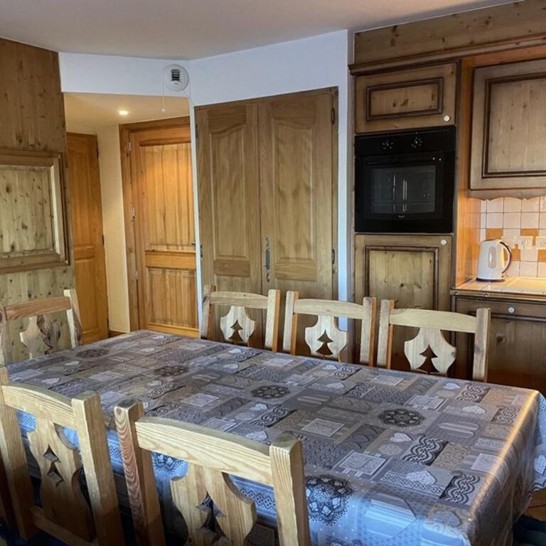 Appartement Avec Piscine, Terrasse, et WIFI - 8 Personnes - Apartamento con 4 dormitorios - 2