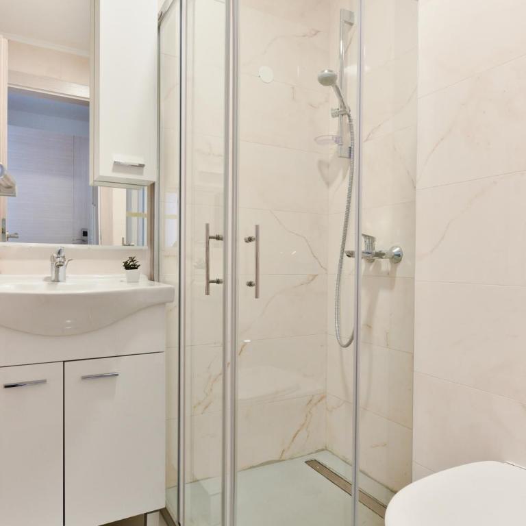 Hotel Dompes - Budget Triple Room - 1