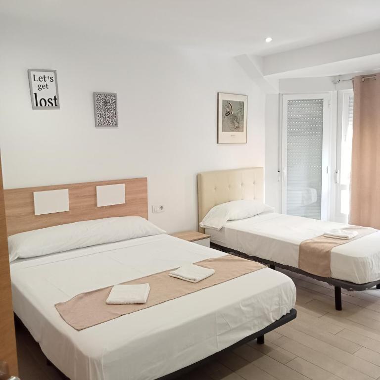 Pensión Portugal - Vierbettzimmer mit privatem externen Bad - 5