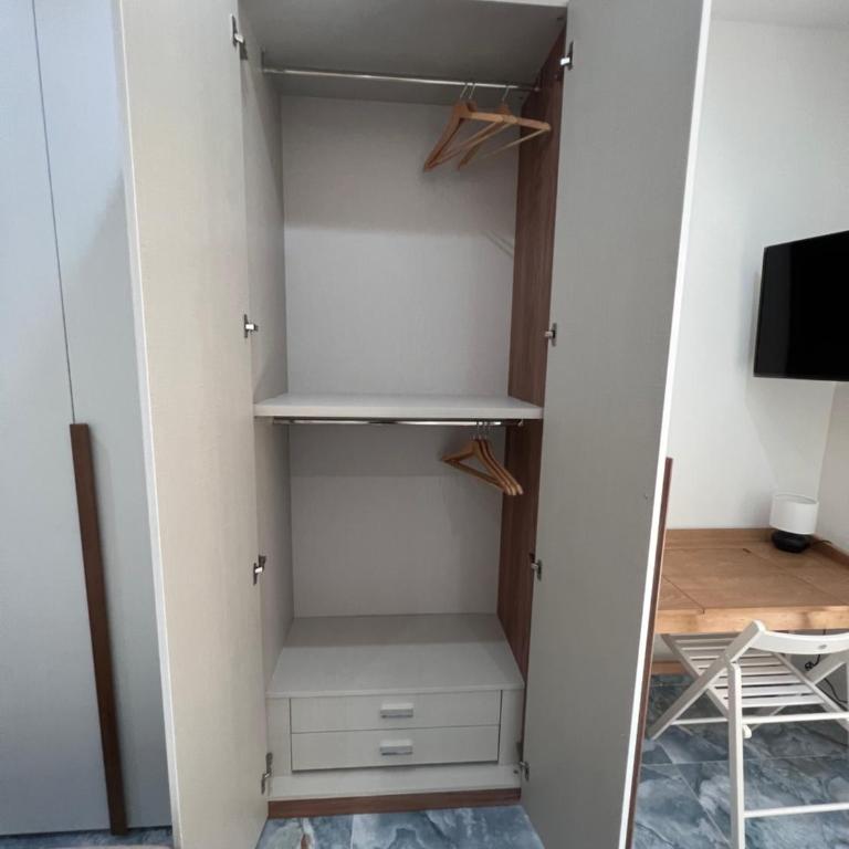 Borgo 1313 Napoli - Apartment with Terrace (Con Cucina - with kitchen) - 6