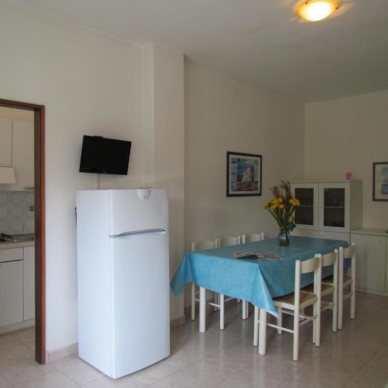 Appartamenti Codan & Fransi - Two-Bedroom Apartment with Balcony - 46