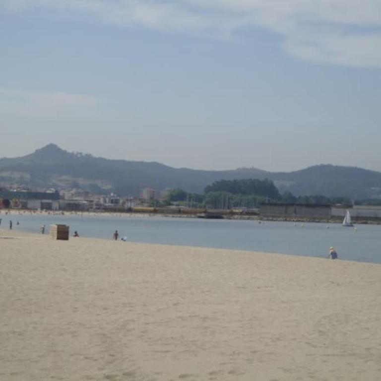 Apartamento 100 m playa, Vilagarcía de Arousa. - Two-Bedroom Apartment - 6