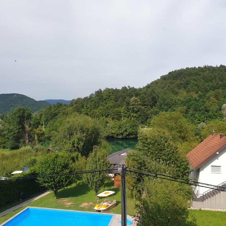 Hotel Lohovo - Apartman sa 3 Spavaće Sobe - 4