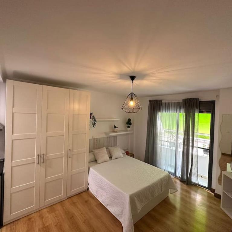 Nice studio near the centre of Malaga-JIM - One-Bedroom Apartment - 9