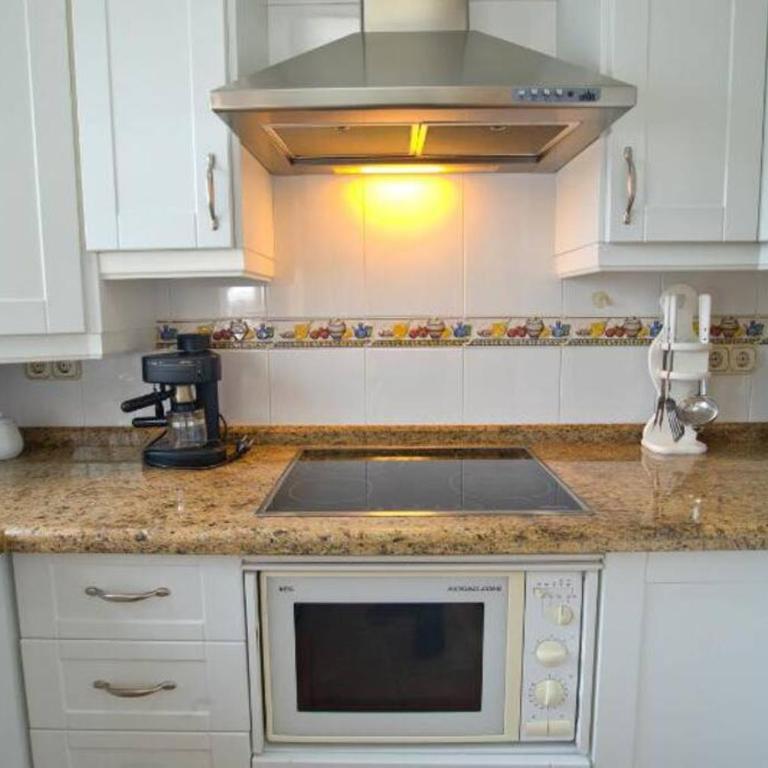 Cozy Penthouse Malaga Center, car park included-CASPAL - Two-Bedroom Apartment - 2