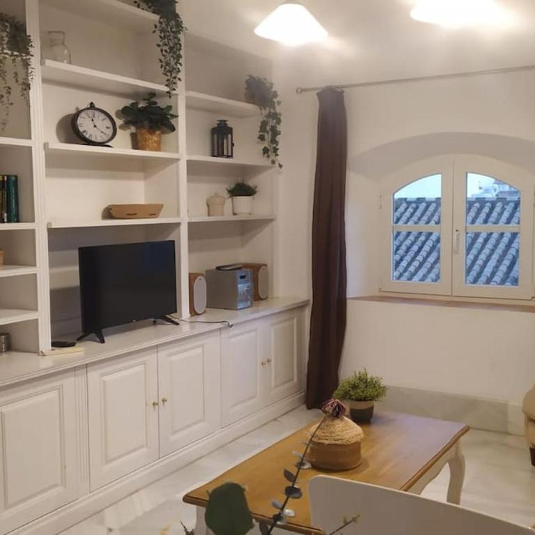 Cozy Penthouse Malaga Center, car park included-CASPAL - Two-Bedroom Apartment - 33