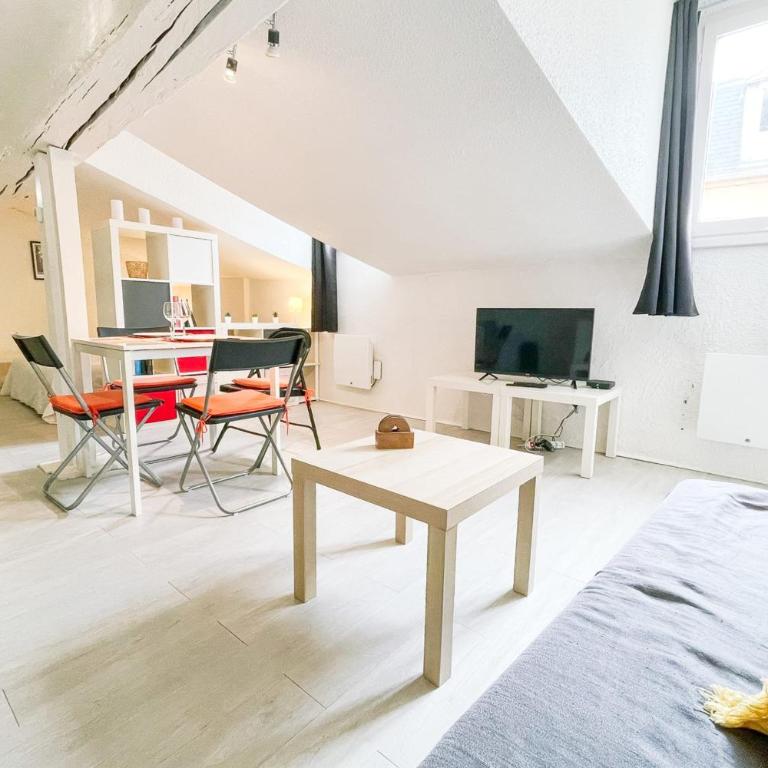 #EH Le Rousseau - Appartement - 2