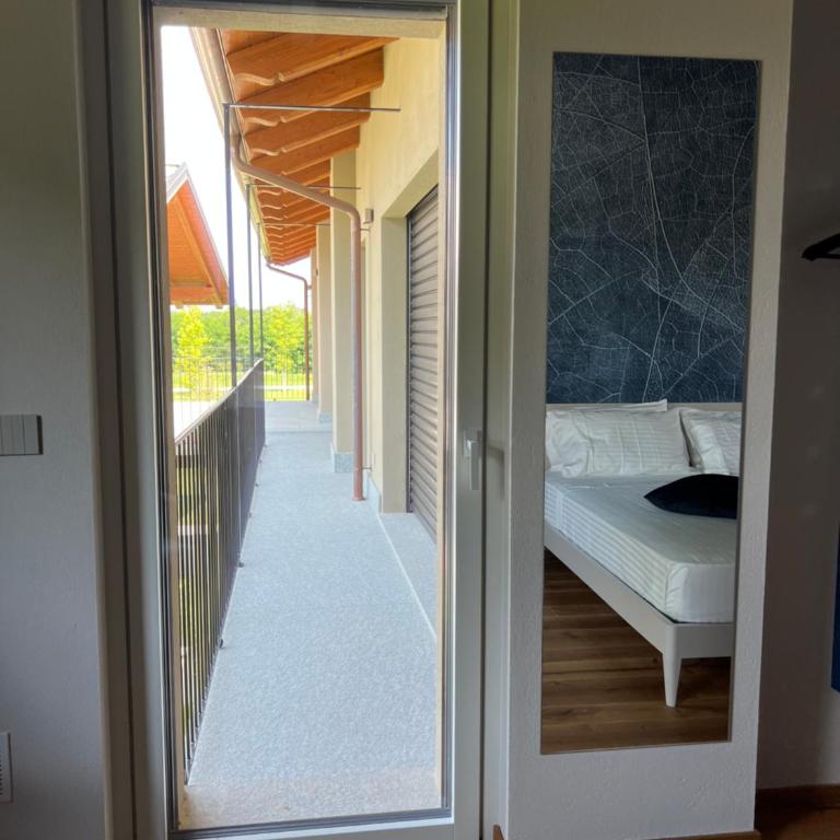 CASA VOLA - King Room with Pool View - 3