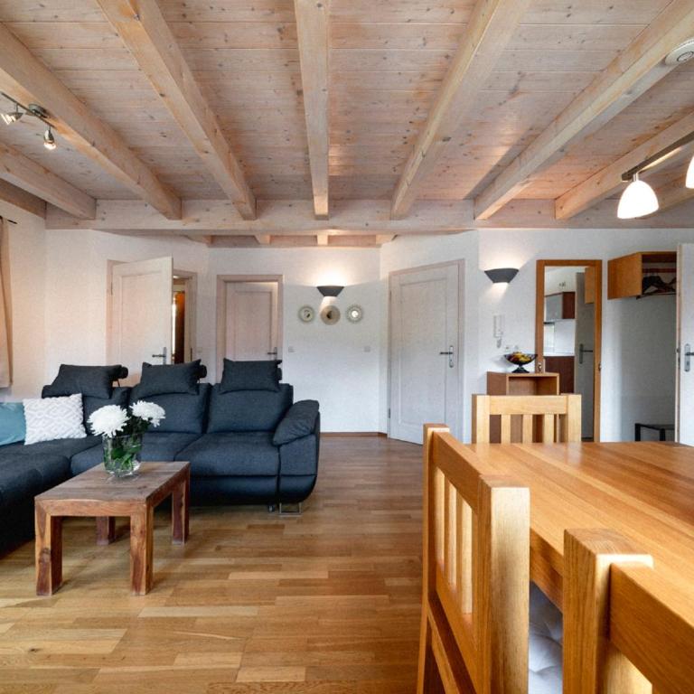 Ferienwohnung Haberlander inkl. Chiemgaukarte - Apartment mit Balkon - 3